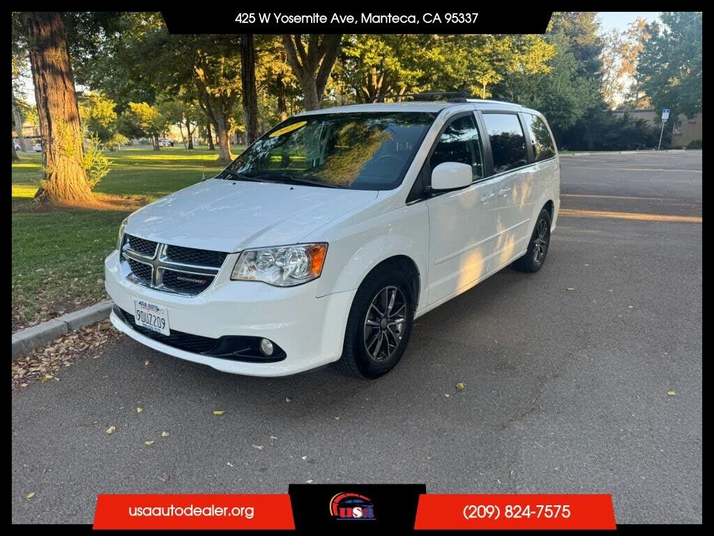 2017 DODGE Grand Caravan