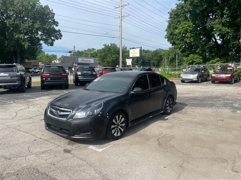 2011 SUBARU Legacy