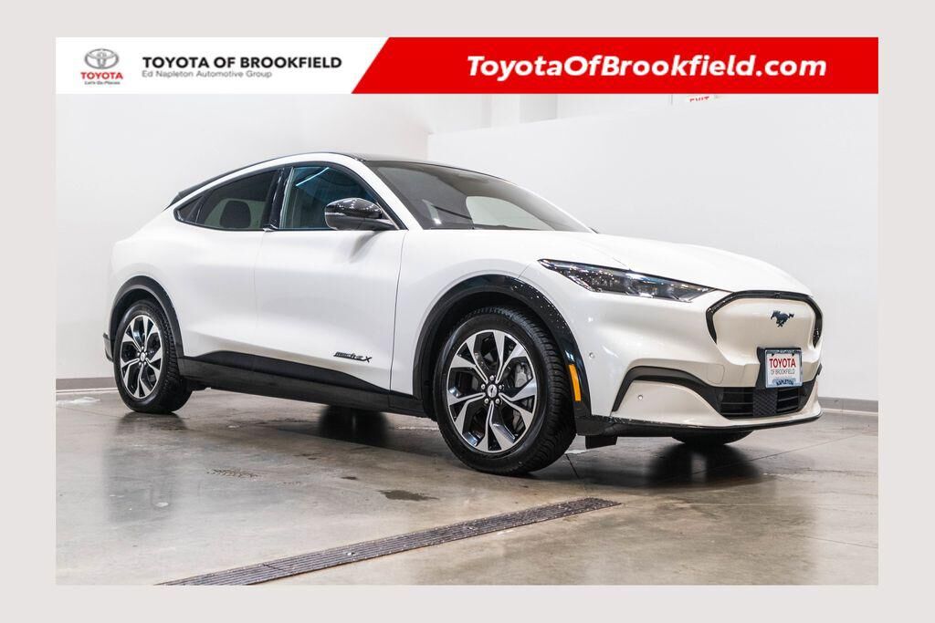 2022 FORD Mach-E