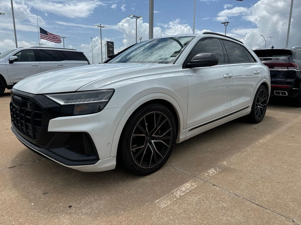 2021 AUDI SQ8