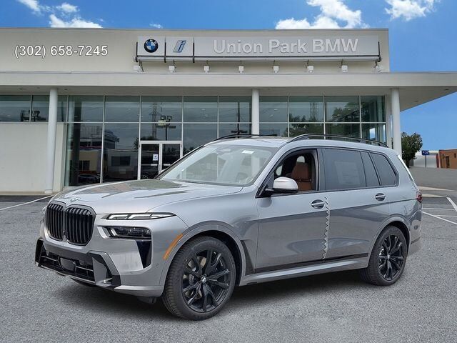 2027 BMW X7
