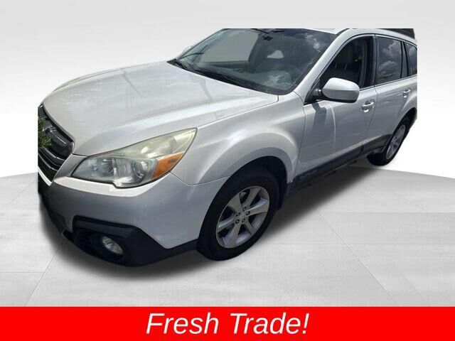 2013 SUBARU Outback