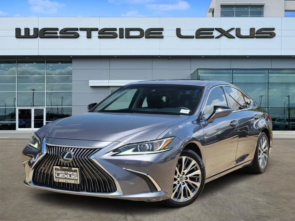 2019 LEXUS ES