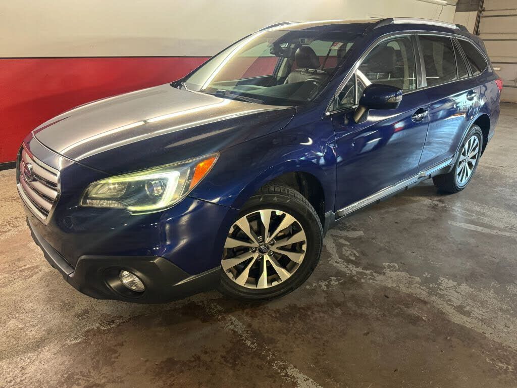2017 SUBARU Outback