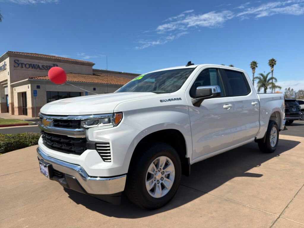 2025 CHEVROLET Silverado