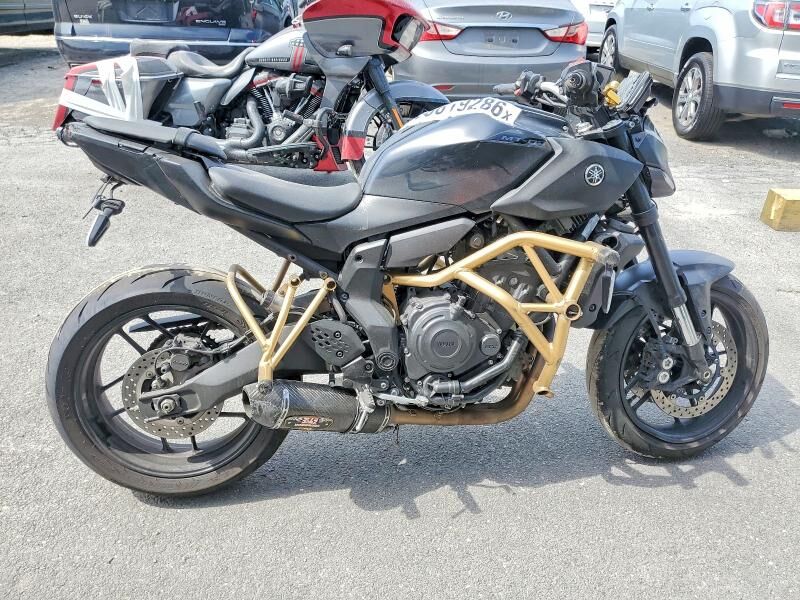 2025 YAMAHA MTN690
