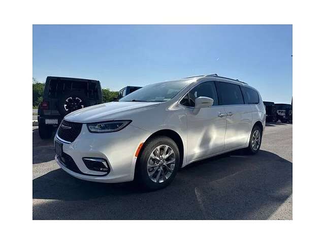 2021 CHRYSLER Pacifica