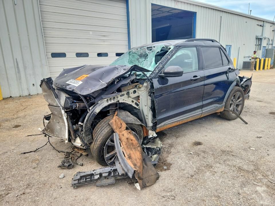 2021 FORD Explorer