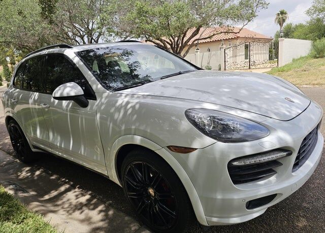 2013 PORSCHE Cayenne