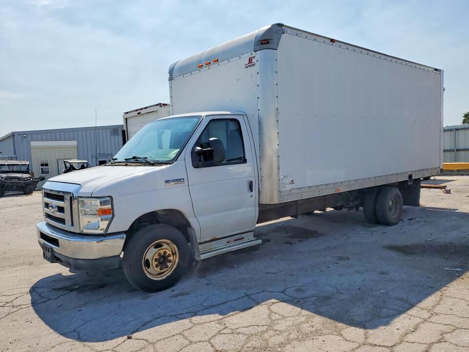 2014 FORD E-450