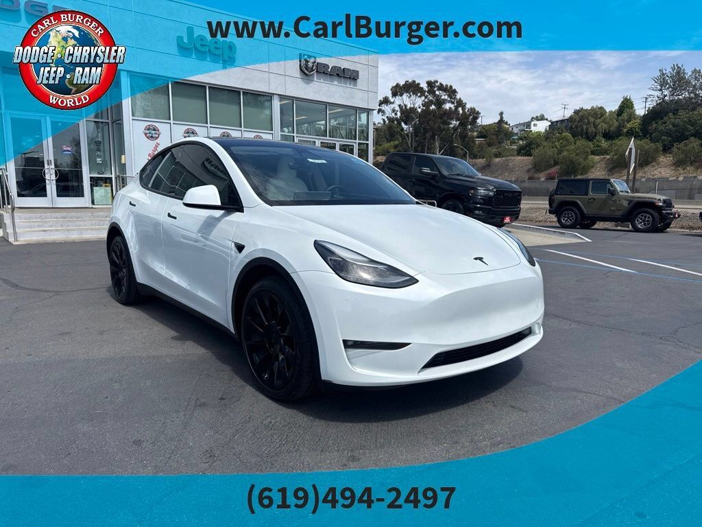 2023 TESLA Model Y