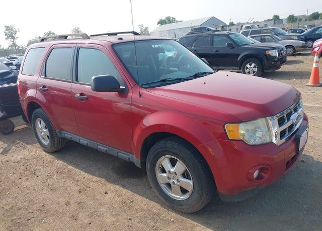 2011 FORD Escape