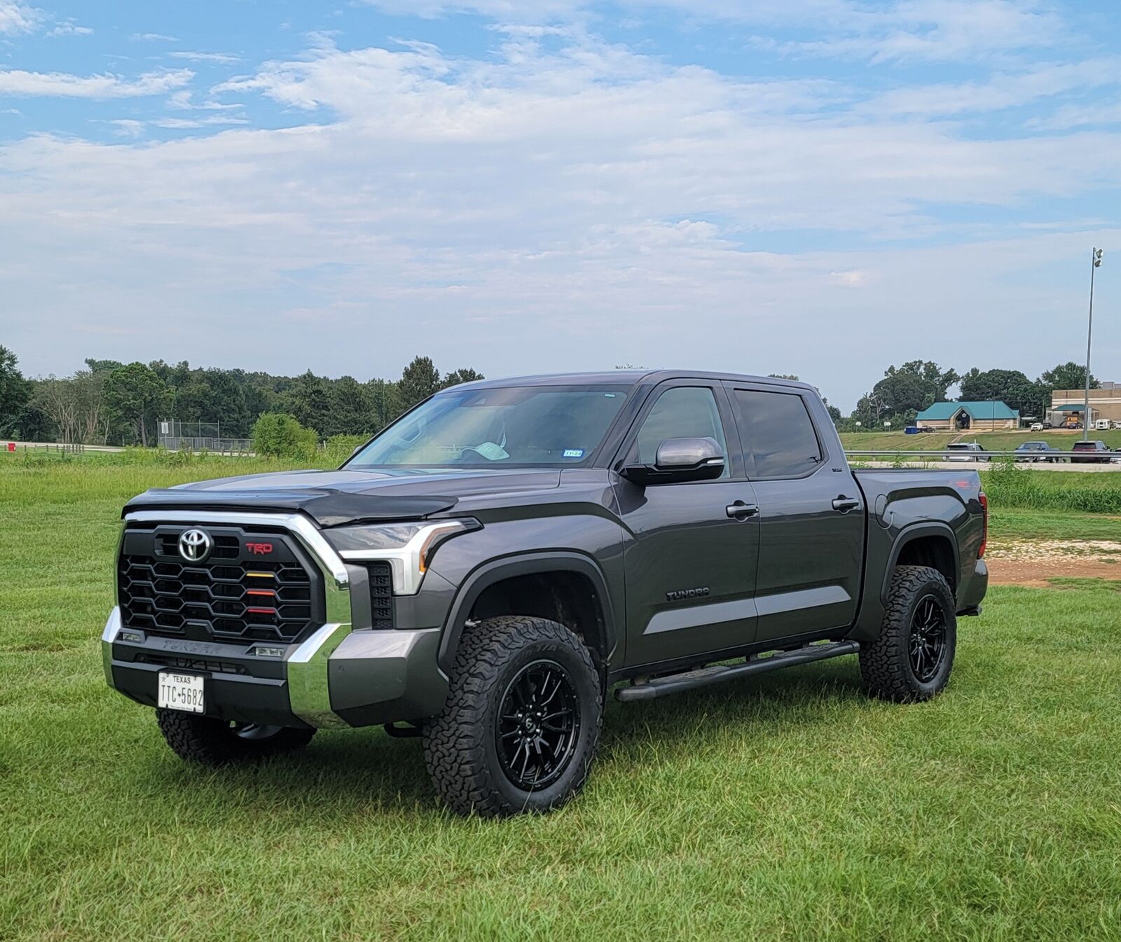 2022 TOYOTA Tundra
