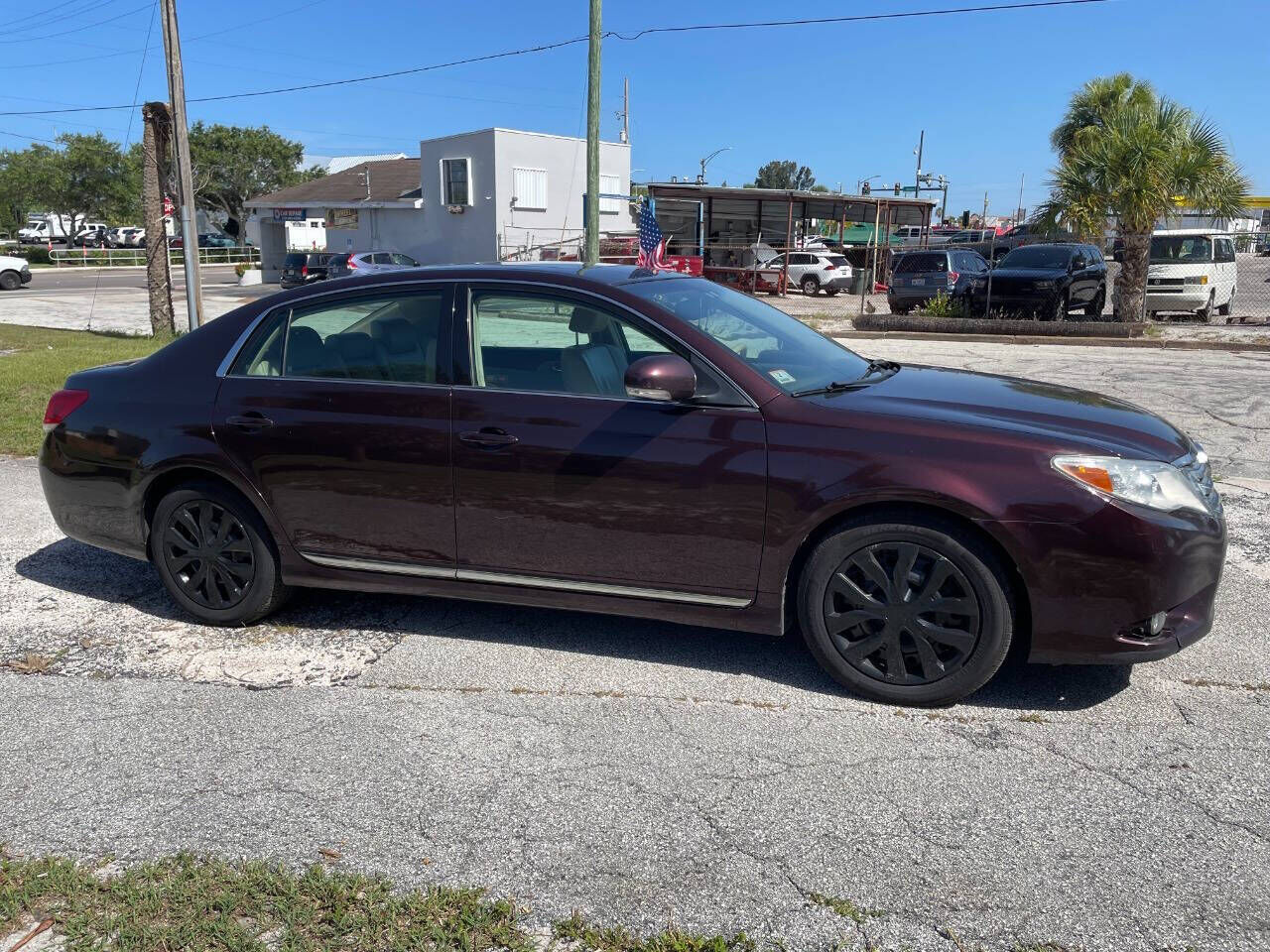 2012 TOYOTA Avalon