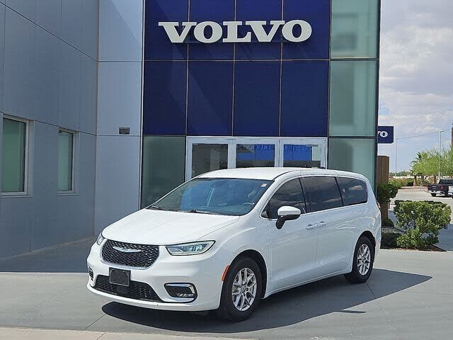 2023 CHRYSLER Pacifica