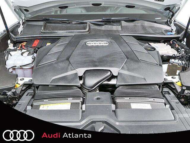 2021 AUDI Q8