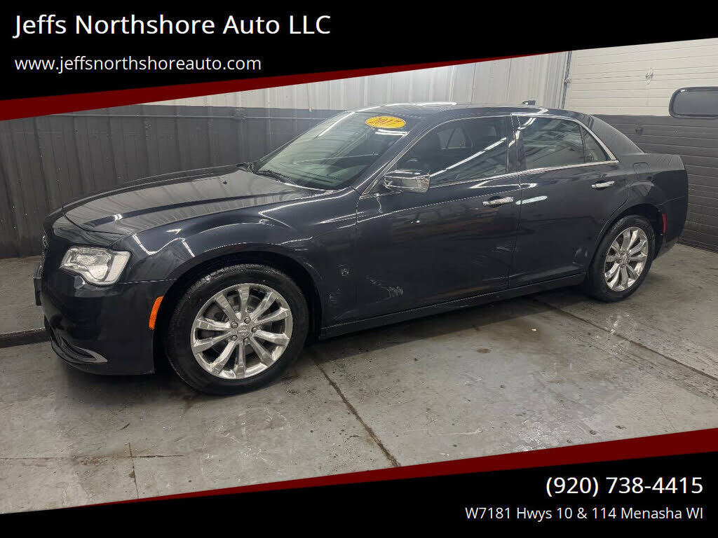 2017 CHRYSLER 300