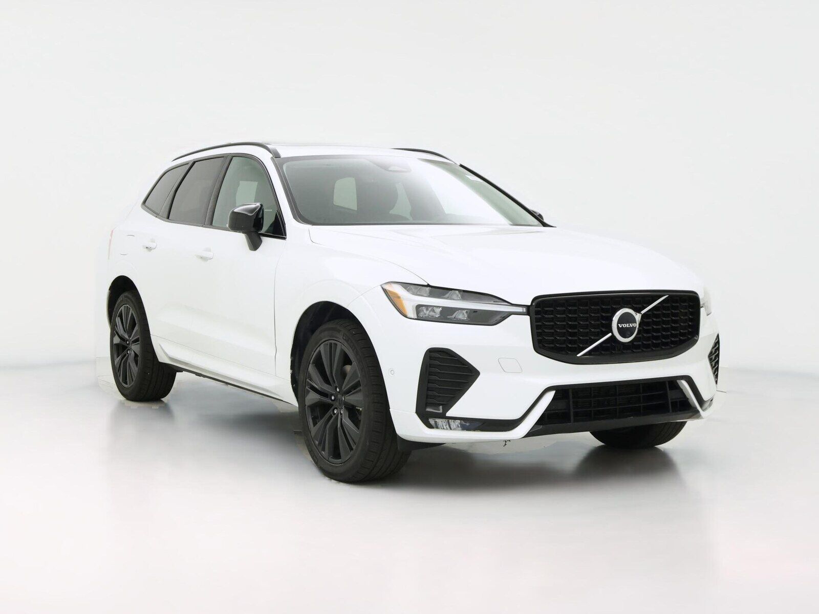 2023 VOLVO XC60