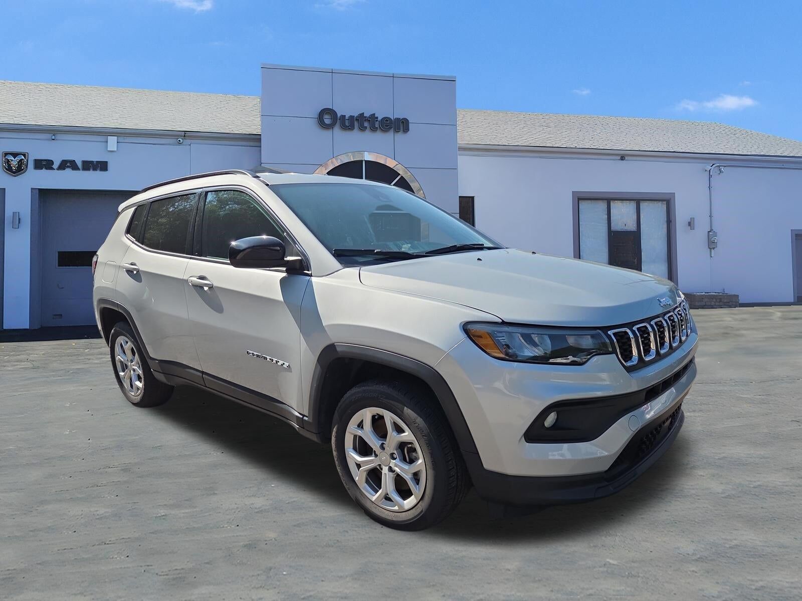 2024 JEEP Compass