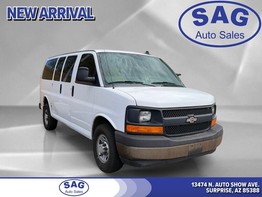 2017 CHEVROLET Express