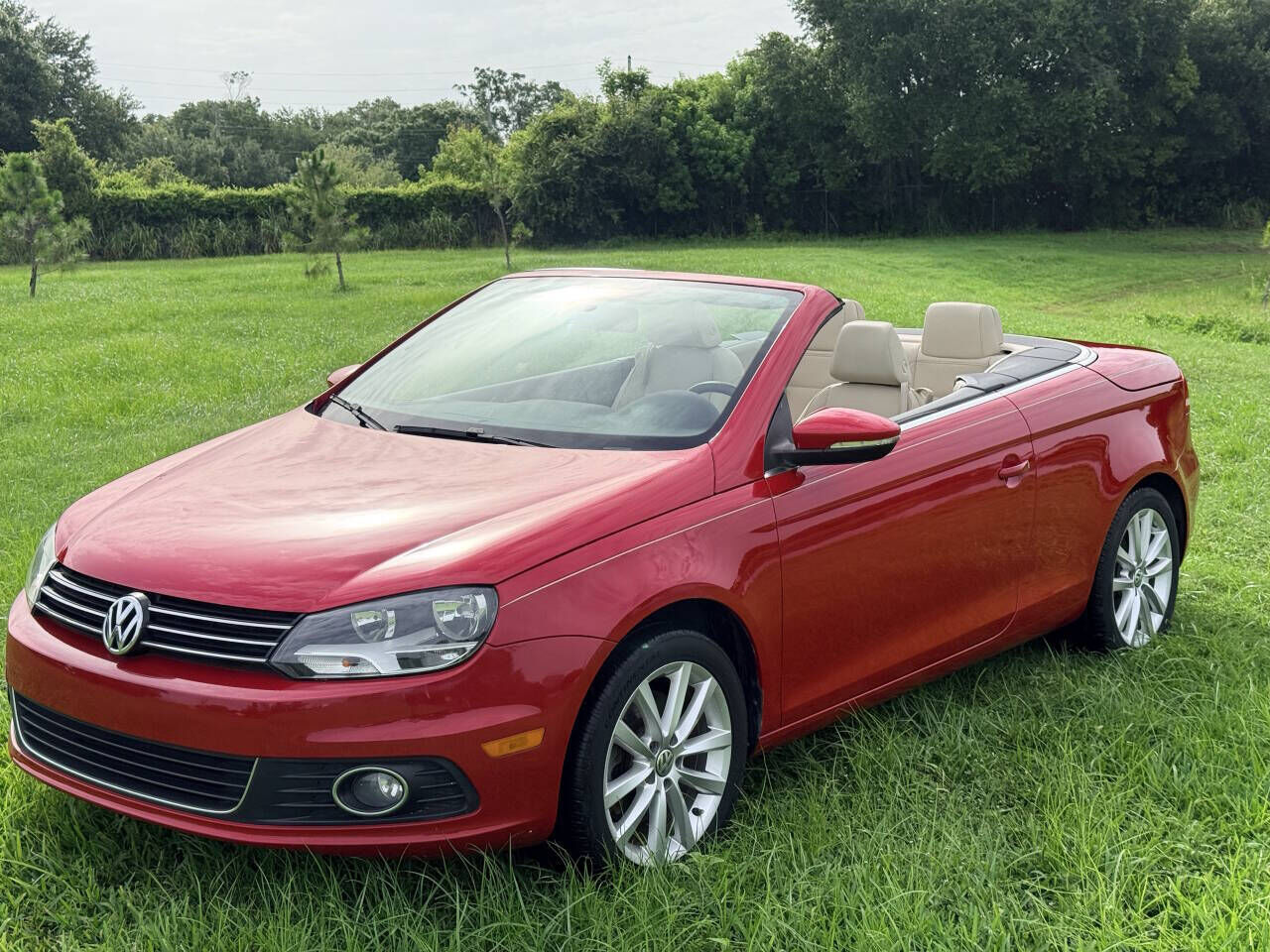 2012 VOLKSWAGEN Eos