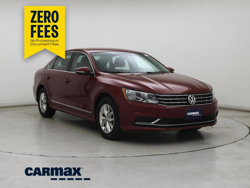 2016 VOLKSWAGEN Passat
