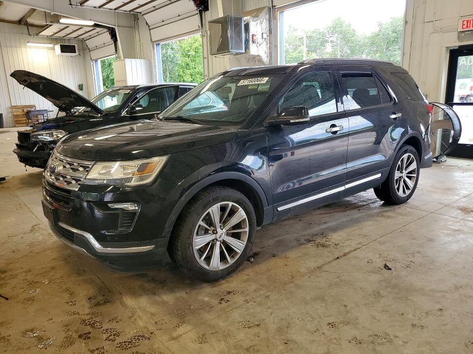 2018 FORD Explorer