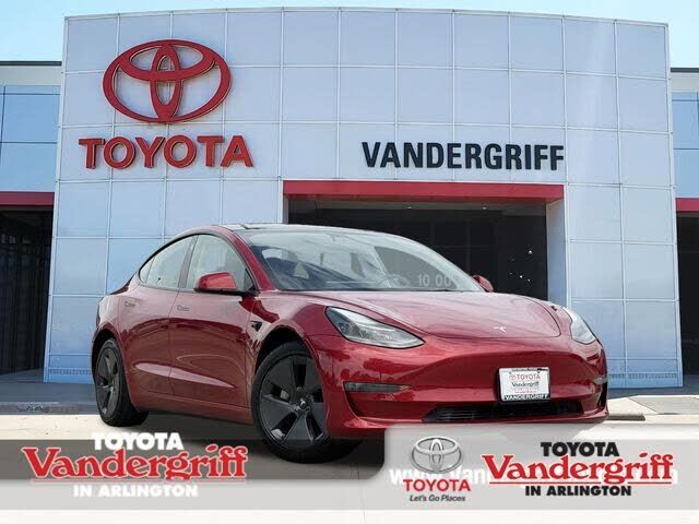 2022 TESLA Model 3