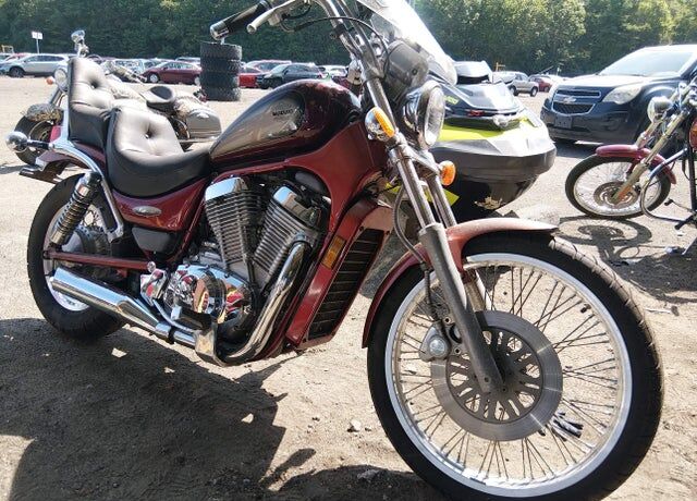 1996 SUZUKI VS800
