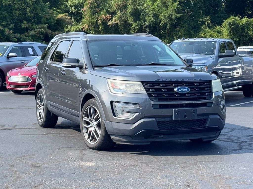 2017 FORD Explorer