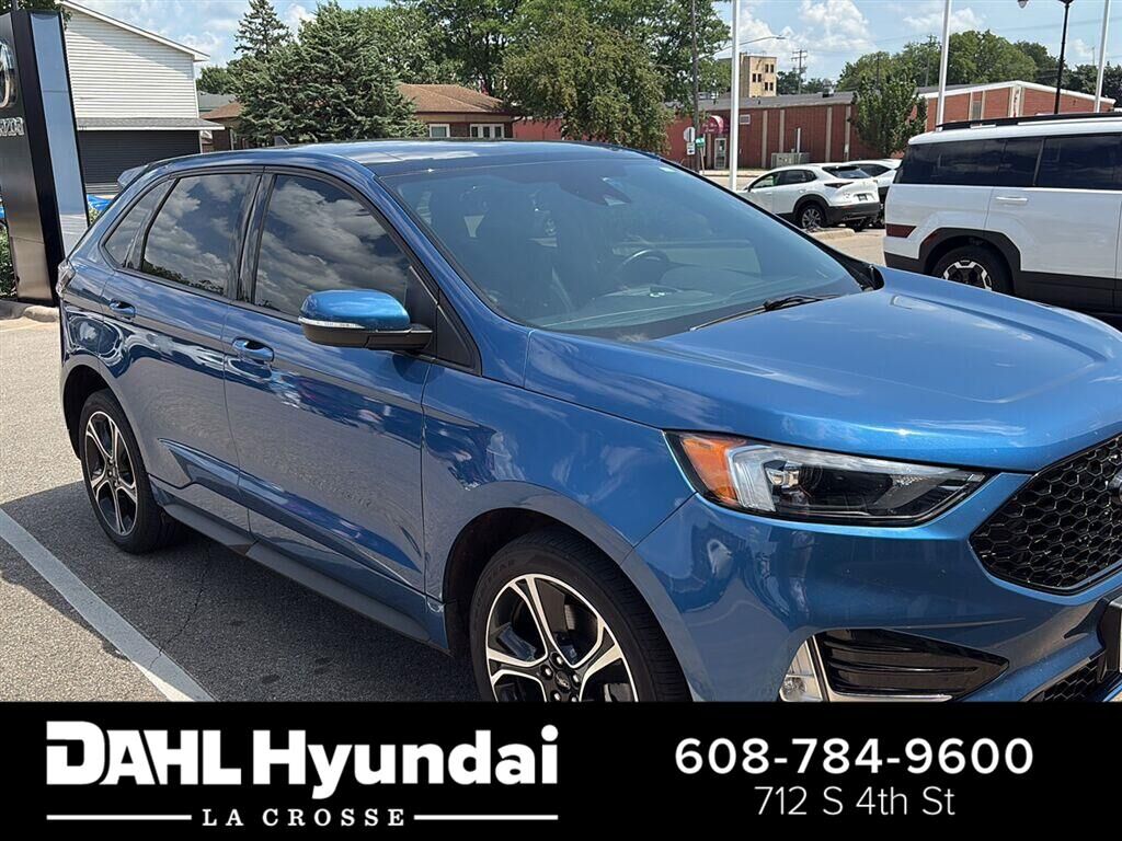 2020 FORD Edge