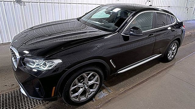 2025 BMW X4