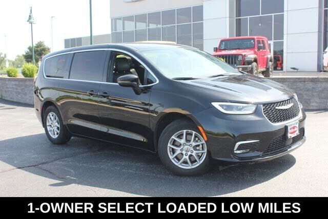 2025 CHRYSLER Pacifica