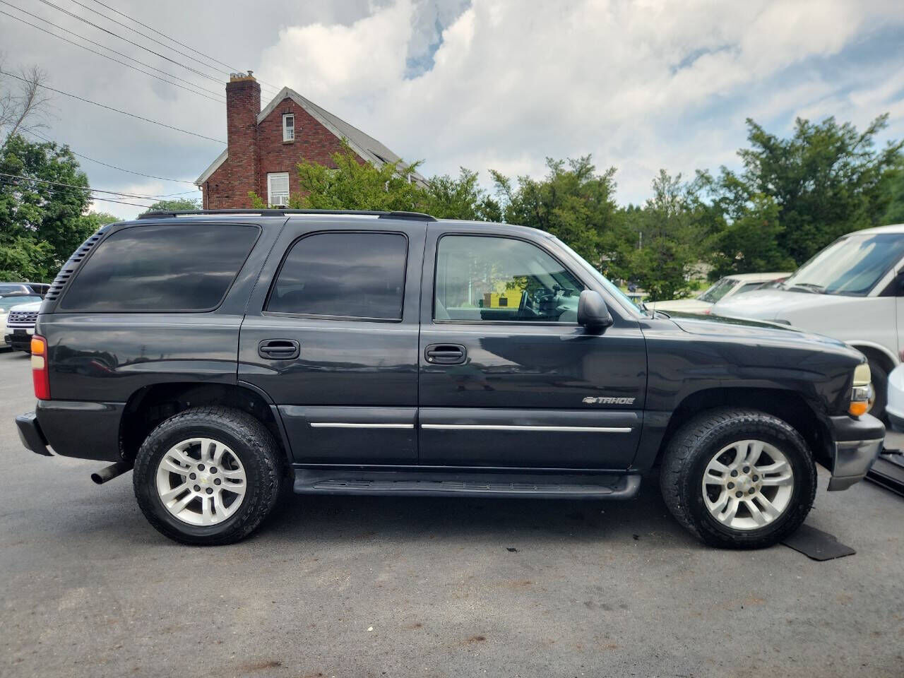 2003 CHEVROLET Tahoe