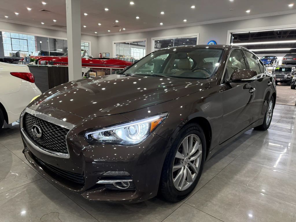 2014 INFINITI Q50