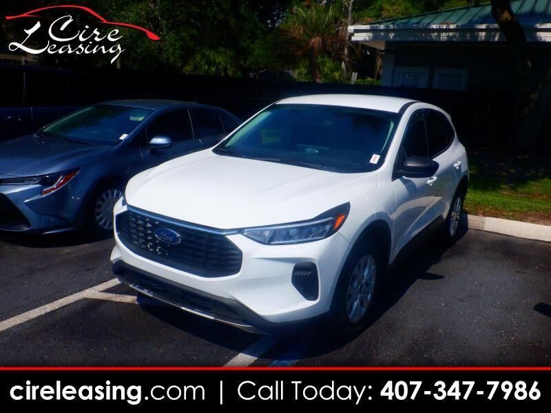 2024 FORD Escape