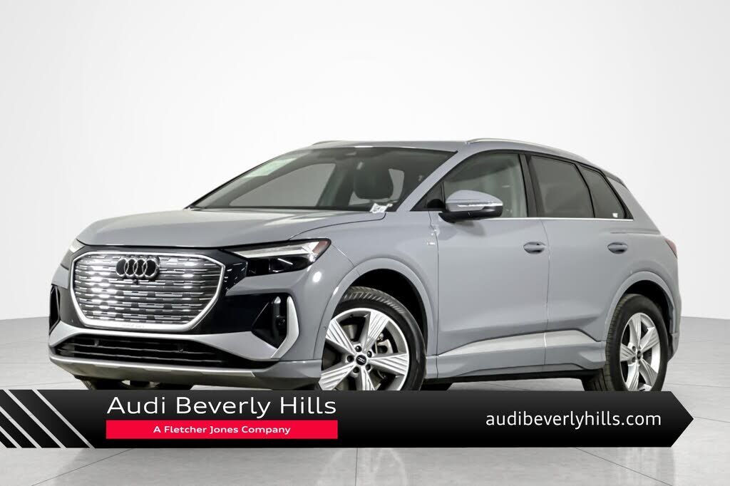 2023 AUDI Q4