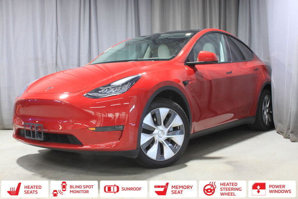2023 TESLA Model Y