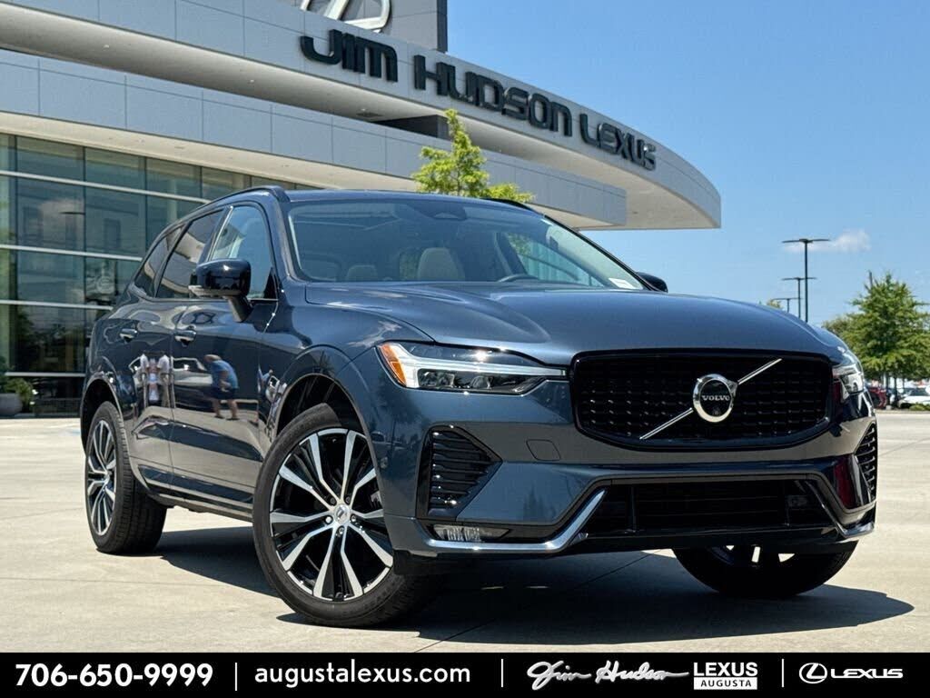 2025 VOLVO XC60