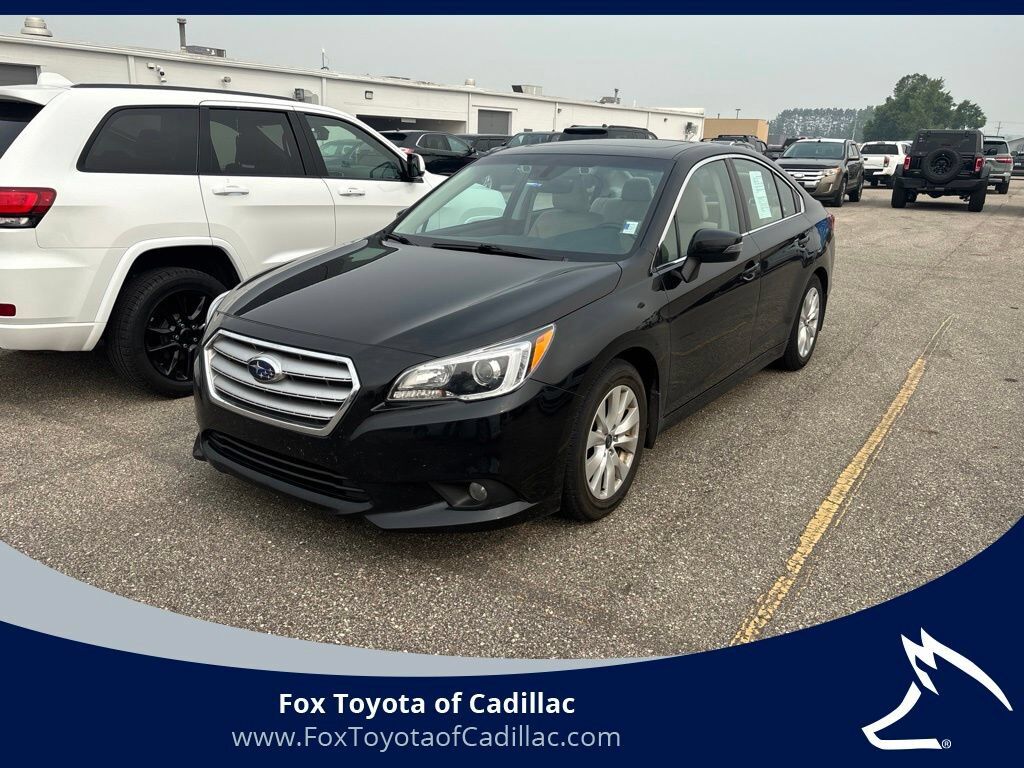 2017 SUBARU Legacy