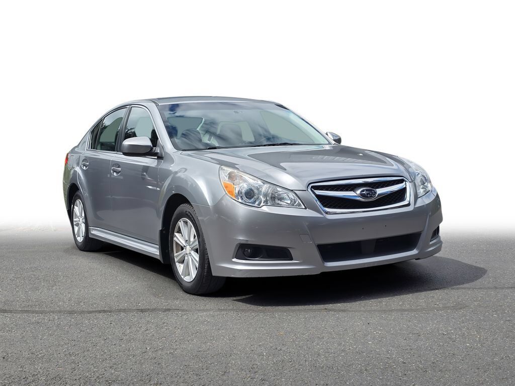2011 SUBARU Legacy