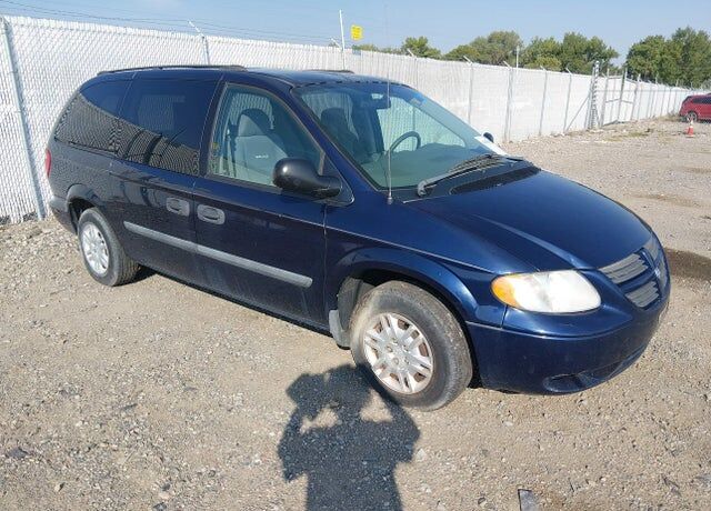 2005 DODGE Caravan