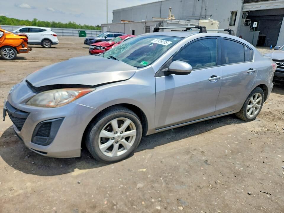 2011 MAZDA Mazda3