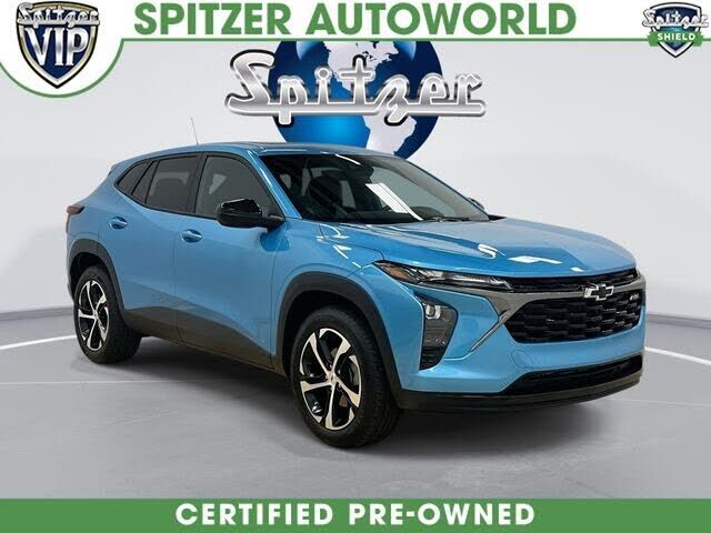 2025 CHEVROLET Trax