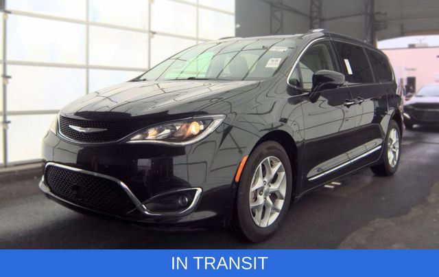 2019 CHRYSLER Pacifica