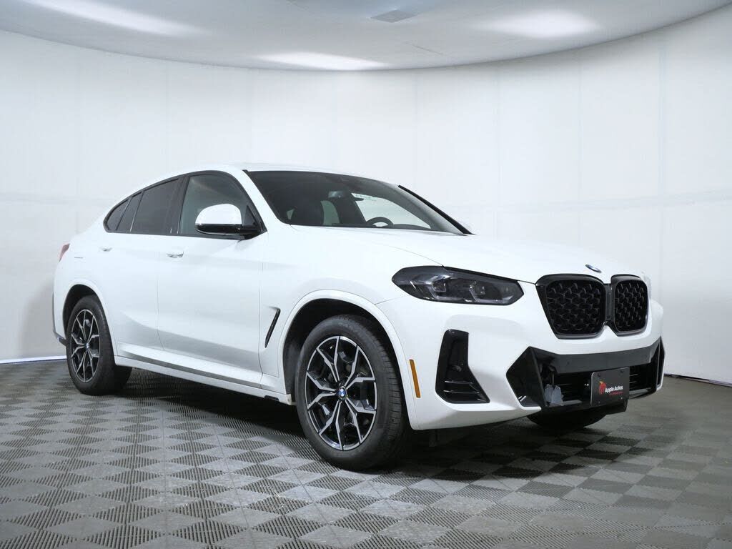 2023 BMW X4