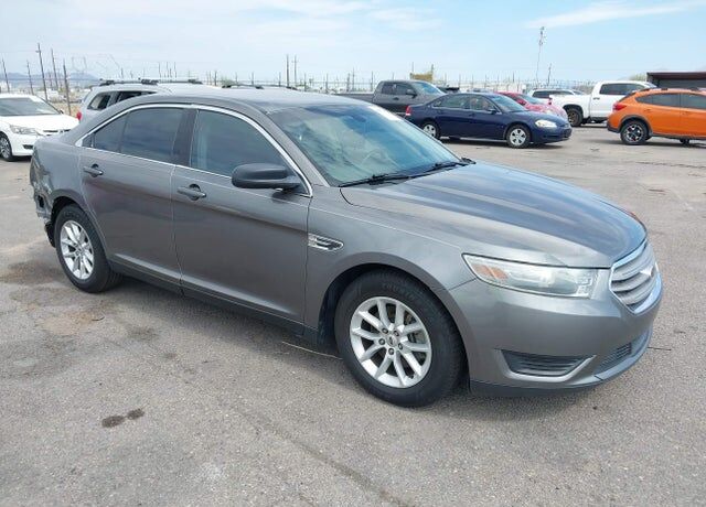 2013 FORD Taurus