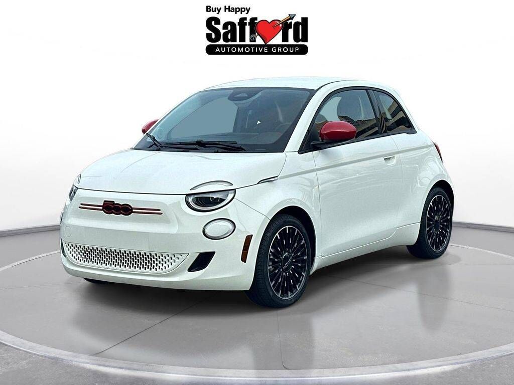 2024 FIAT 500e