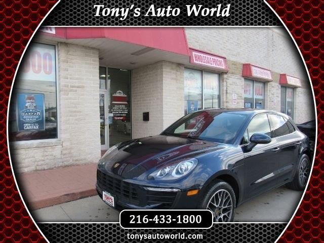 2018 PORSCHE Macan