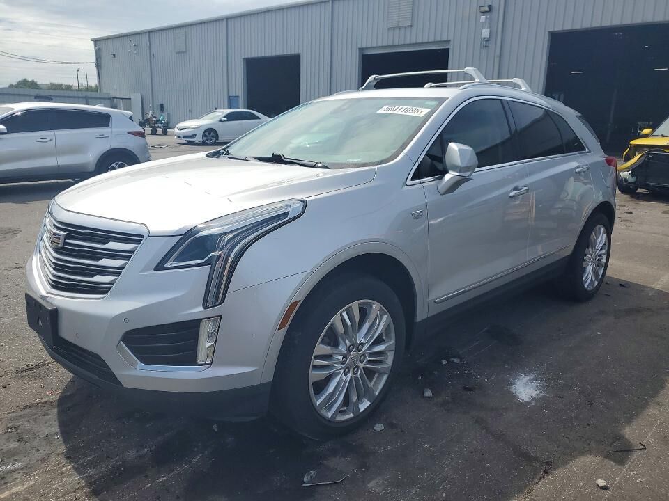 2017 CADILLAC XT5